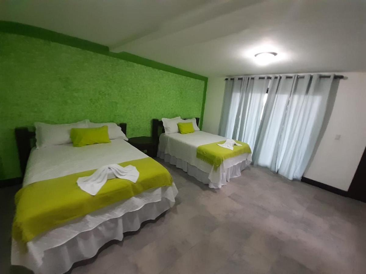 Hotel Mi Paraiso Rio Dulce Castillo de San Felipe ภายนอก รูปภาพ